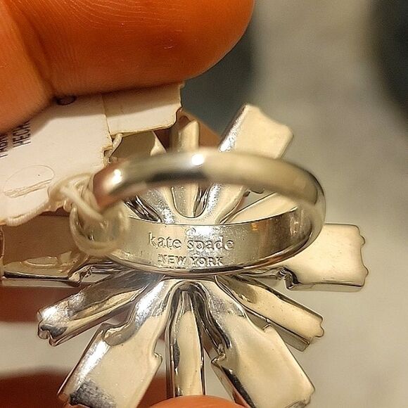 NWT Kate Spade Statement 6 Crystal Snowflake Rosette Large Cocktail Silver Ring - Picture 6 of 7
